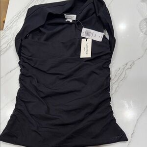 Aritzia Original Contour Flourish Top